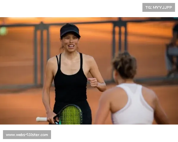 加藤未唯-尼库莱斯库金奈站女双夺冠 加藤未唯-尼库莱斯库金奈站女双夺冠