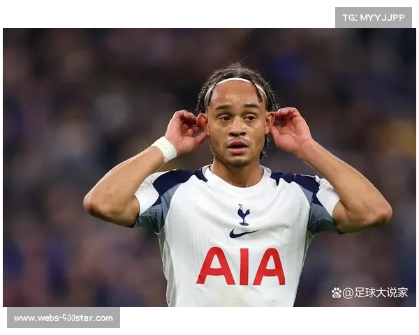 哈维·西蒙斯英超首球 热刺青训小将崭露头角